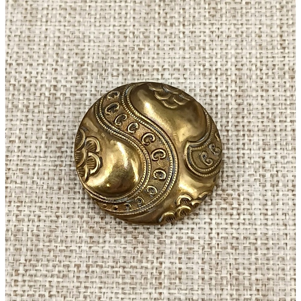 Antique Victorian Brass Button 26mm Dome Scroll Paisley Relief Swirl Rings